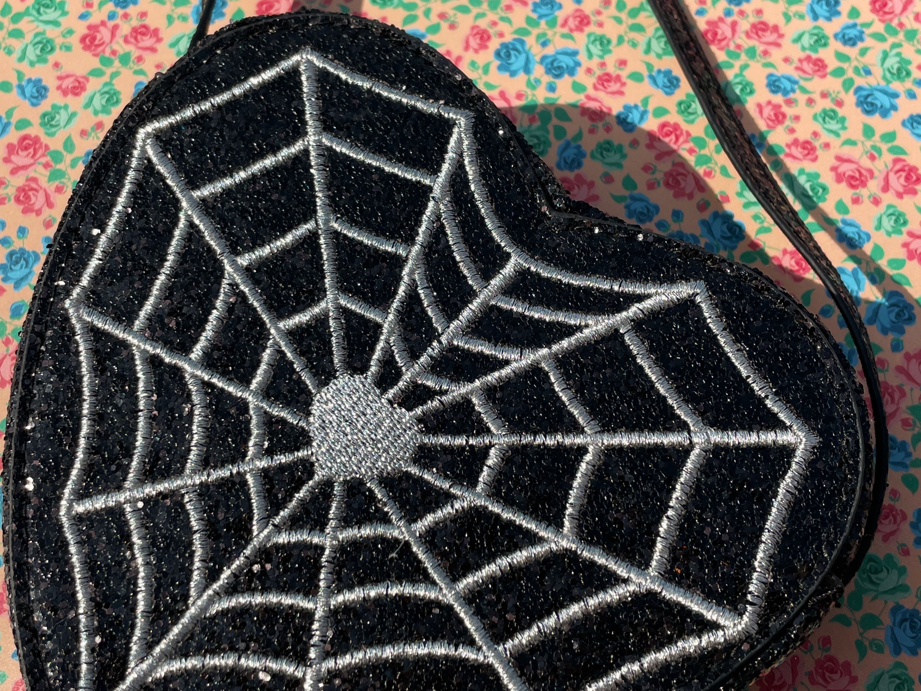 Konges Sløjd A/S Sacs et pochettes black spider web