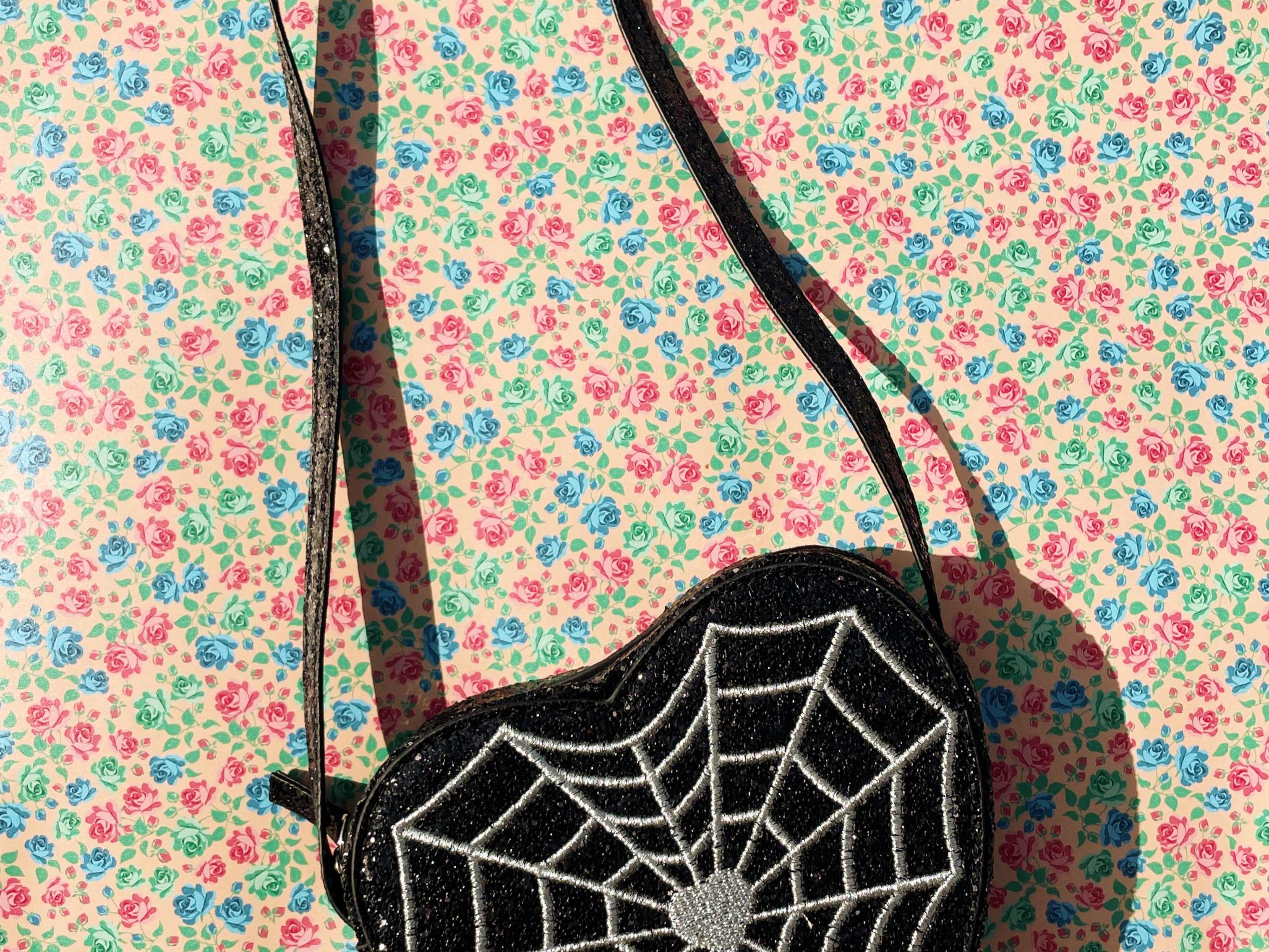 Konges Sløjd A/S Sacs et pochettes black spider web