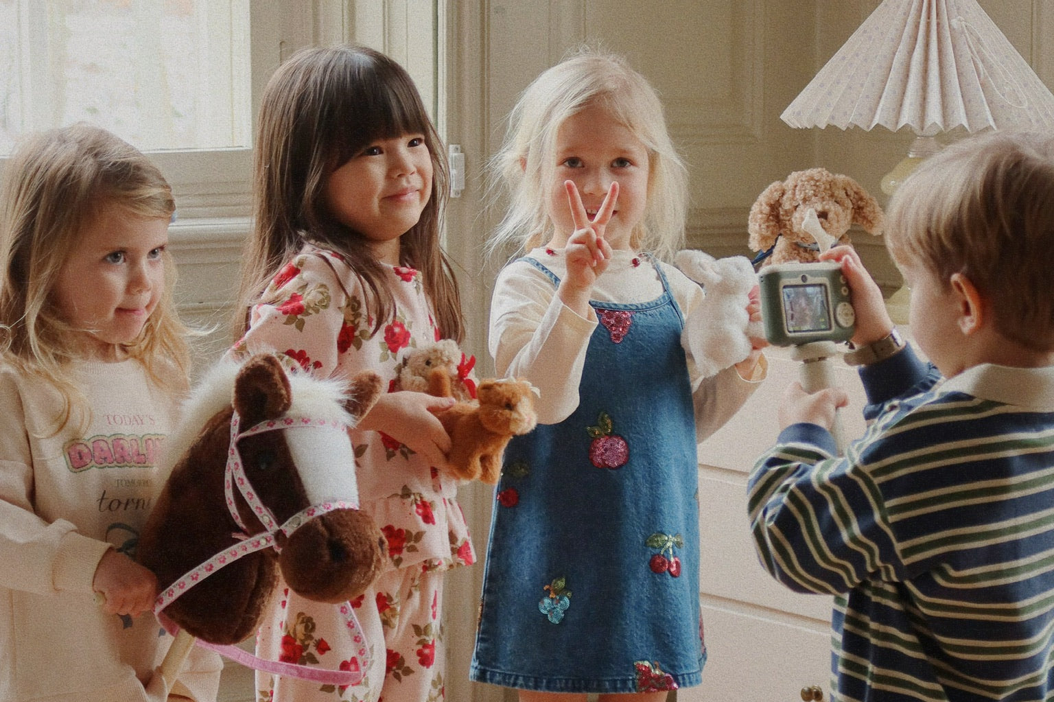 Konges Sløjd A/S Peluches multi
