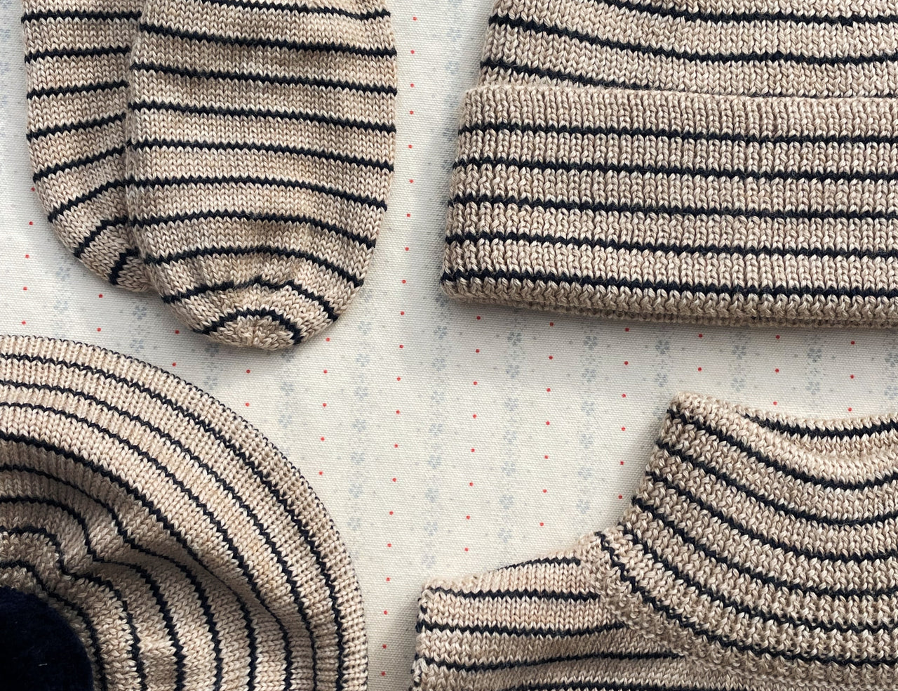 Konges Sløjd A/S MITTENS stripe bluie