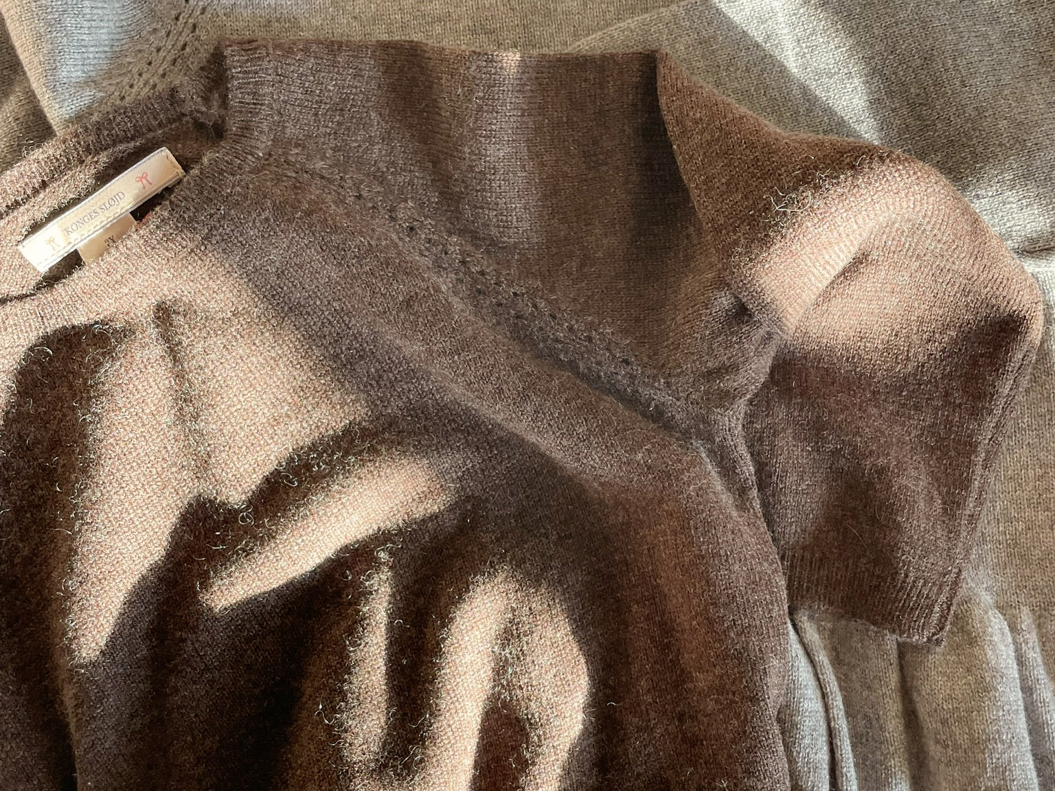 Konges Sløjd A/S Chemisiers - Tricot brown melange
