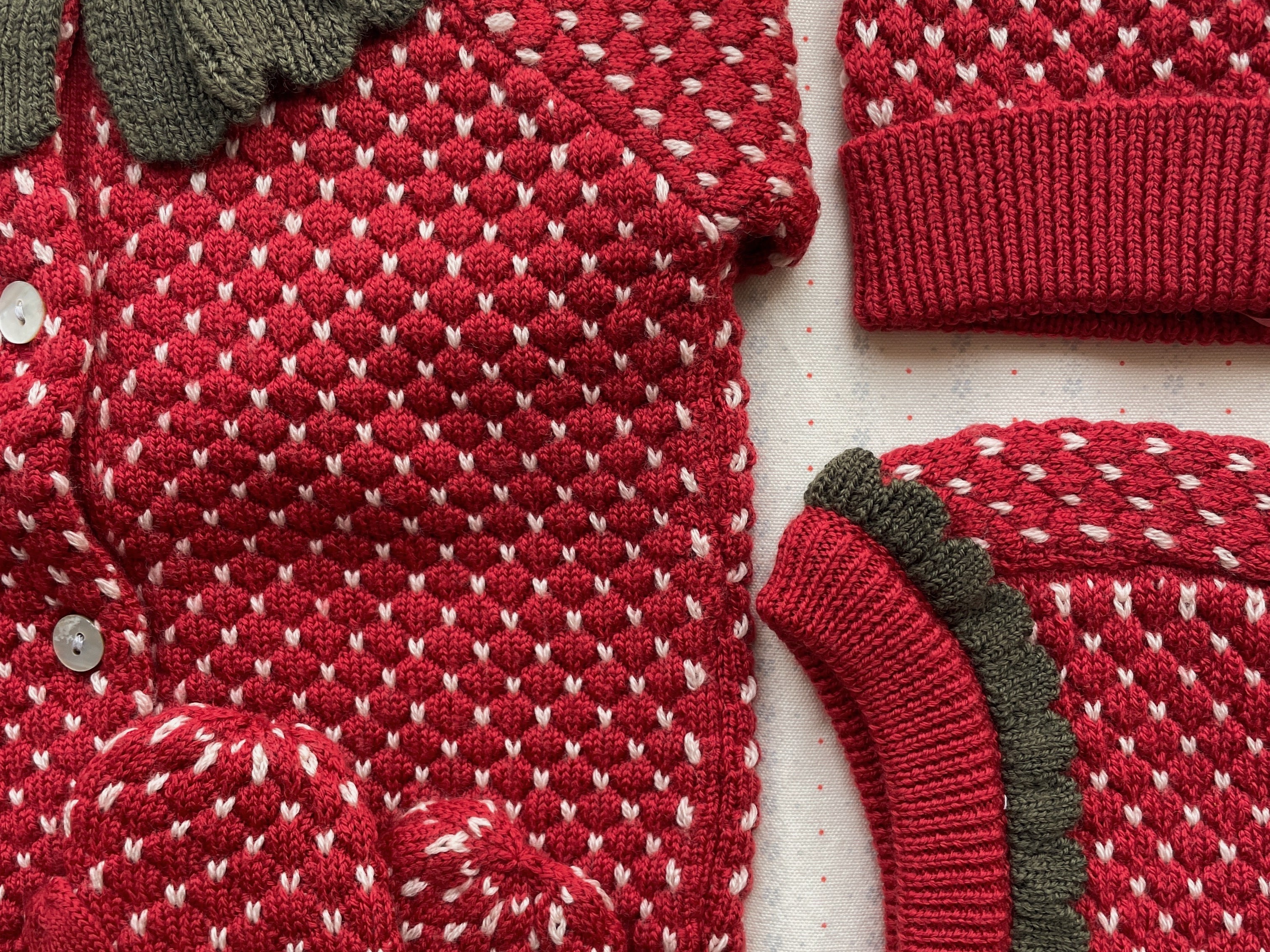 Konges Sløjd A/S BALACLAVAS true red