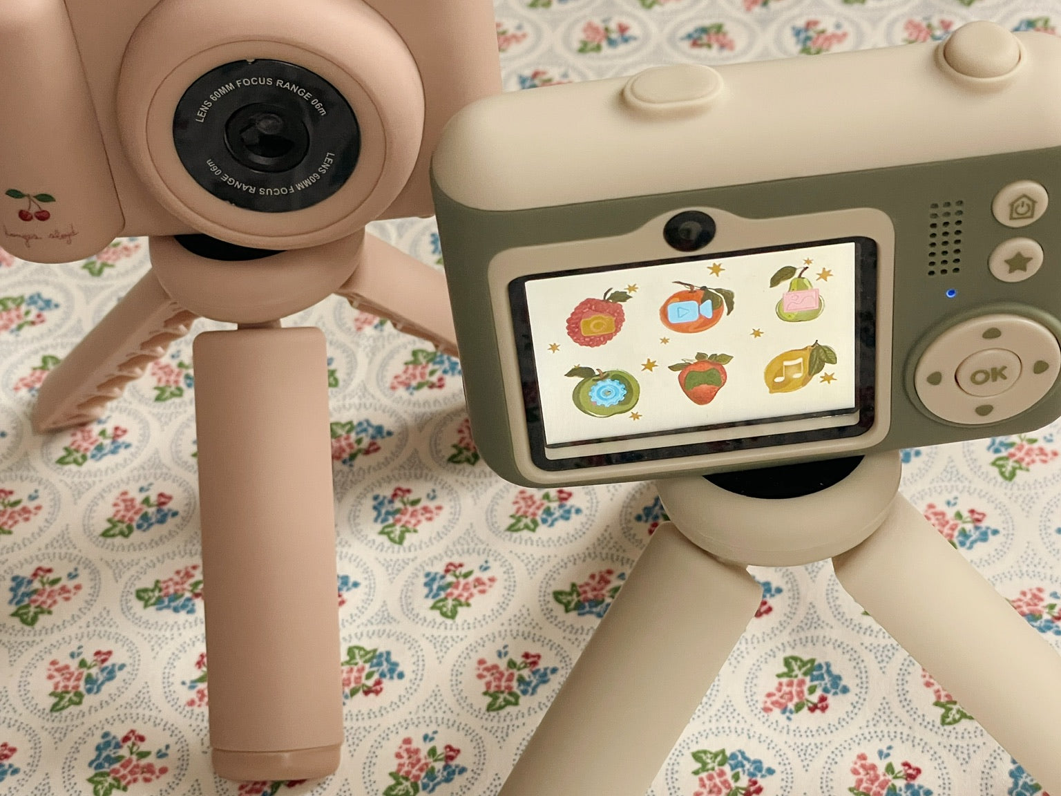 Konges Sløjd A/S Jouets d'activité cherry