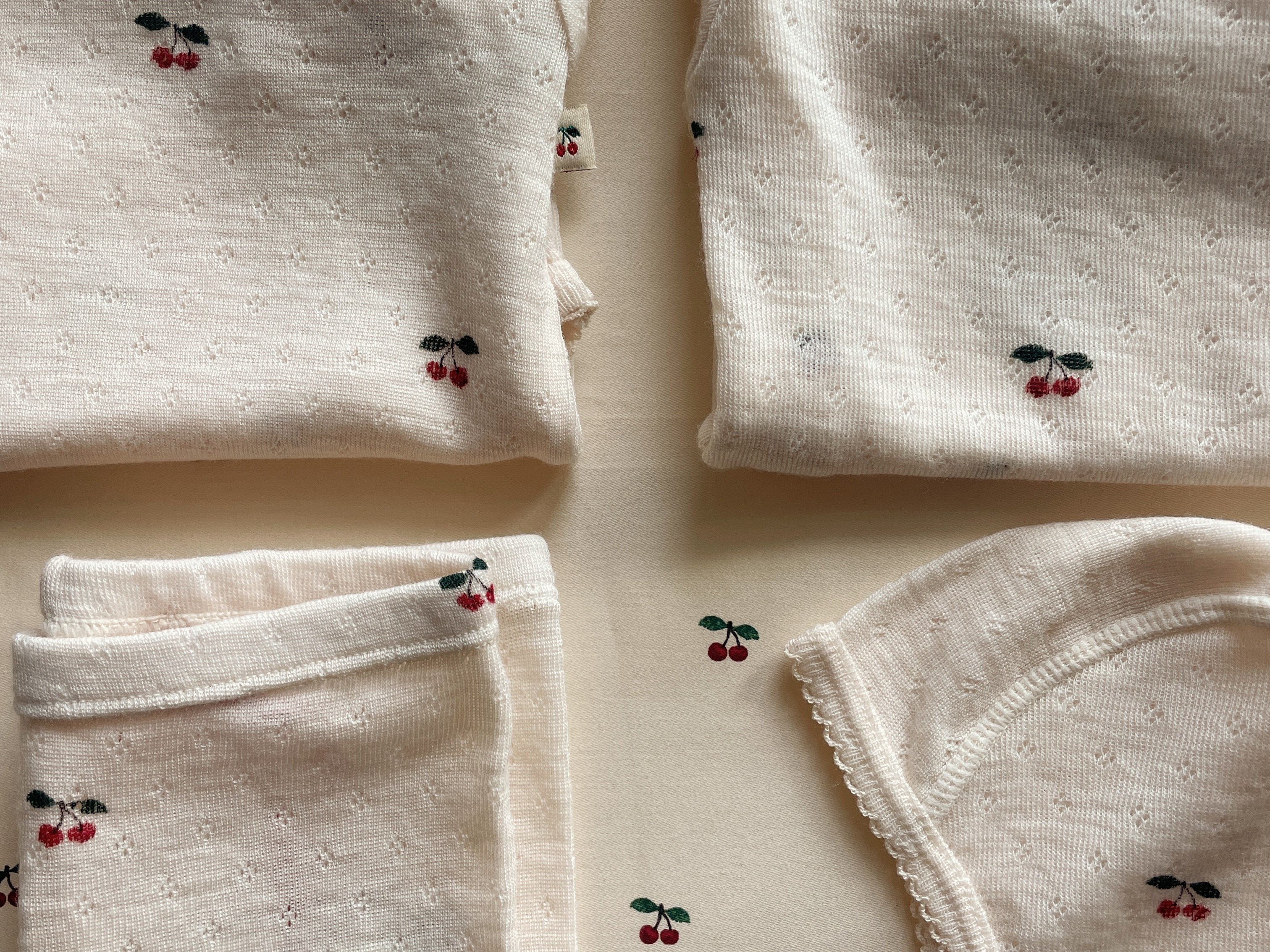 Konges Sløjd A/S Bodies cherry