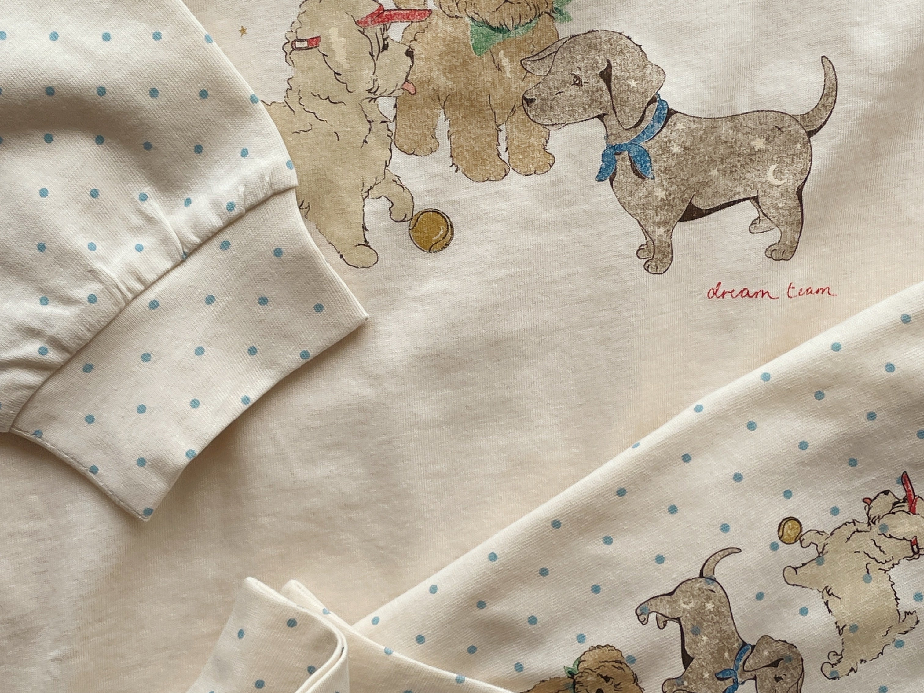 Konges Sløjd A/S HOMEWEAR dream team