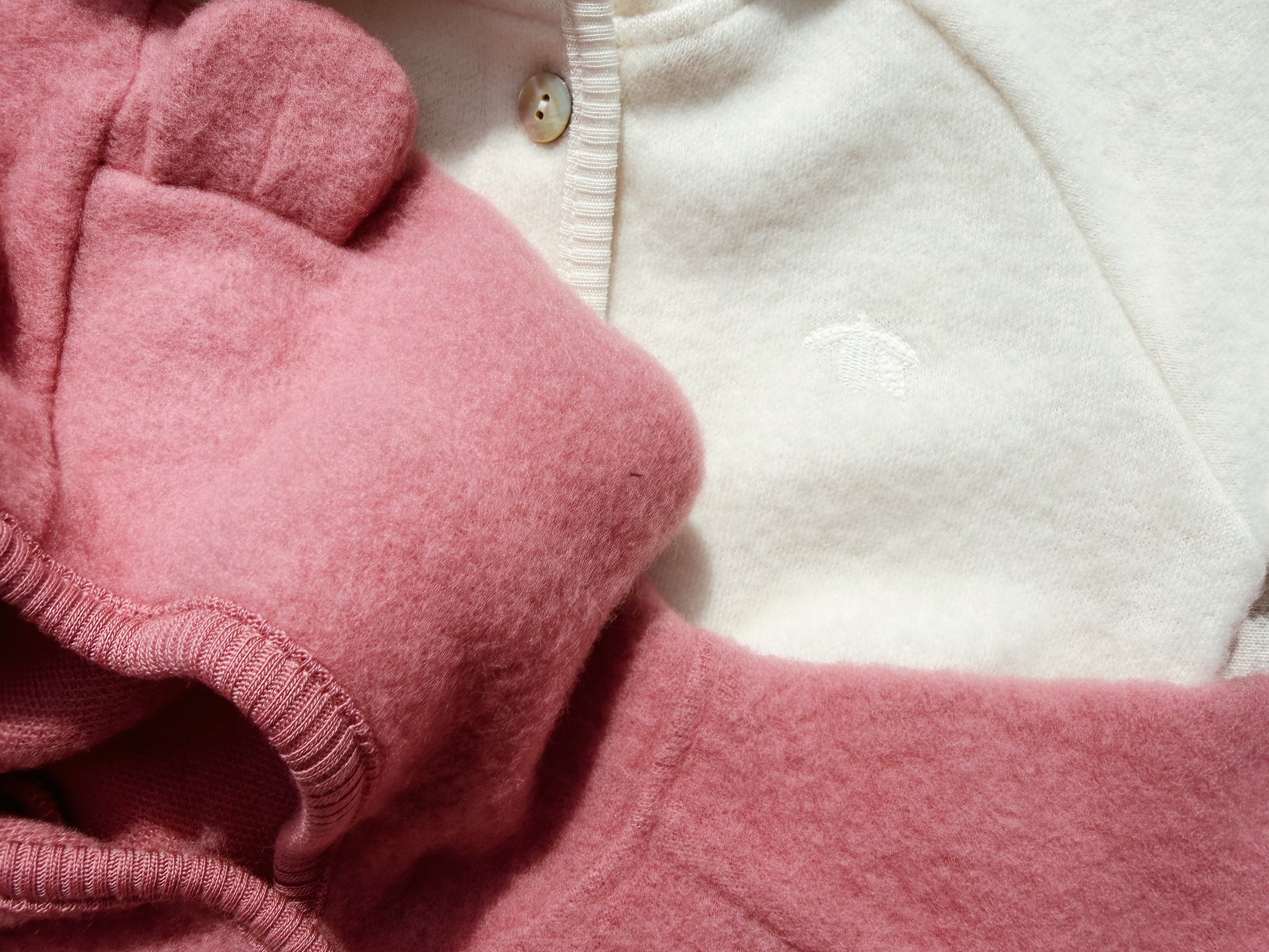 Konges Sløjd A/S ONESIES off white