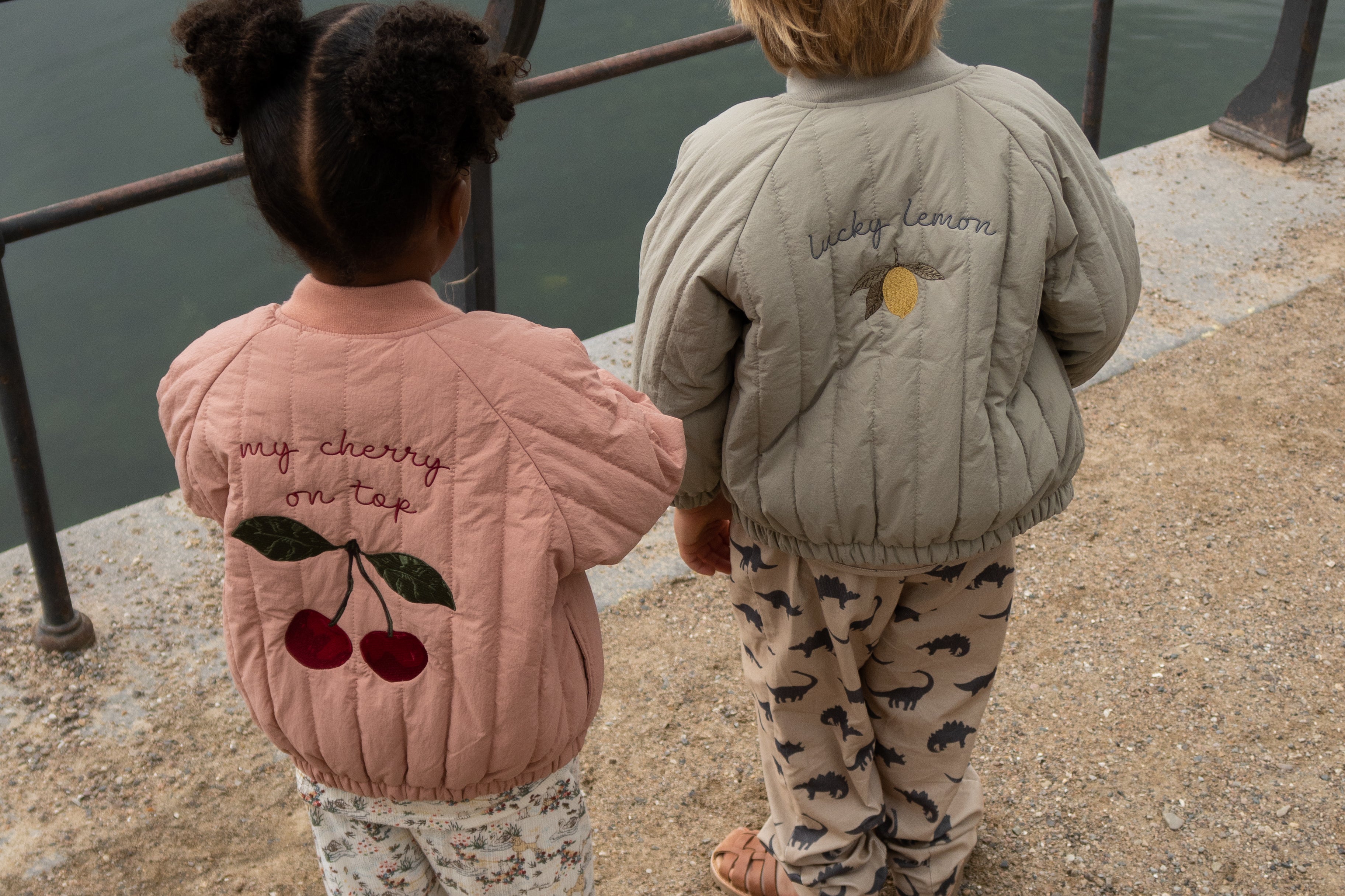 Konges Sløjd A/S JACKETS & COATS laurel oak