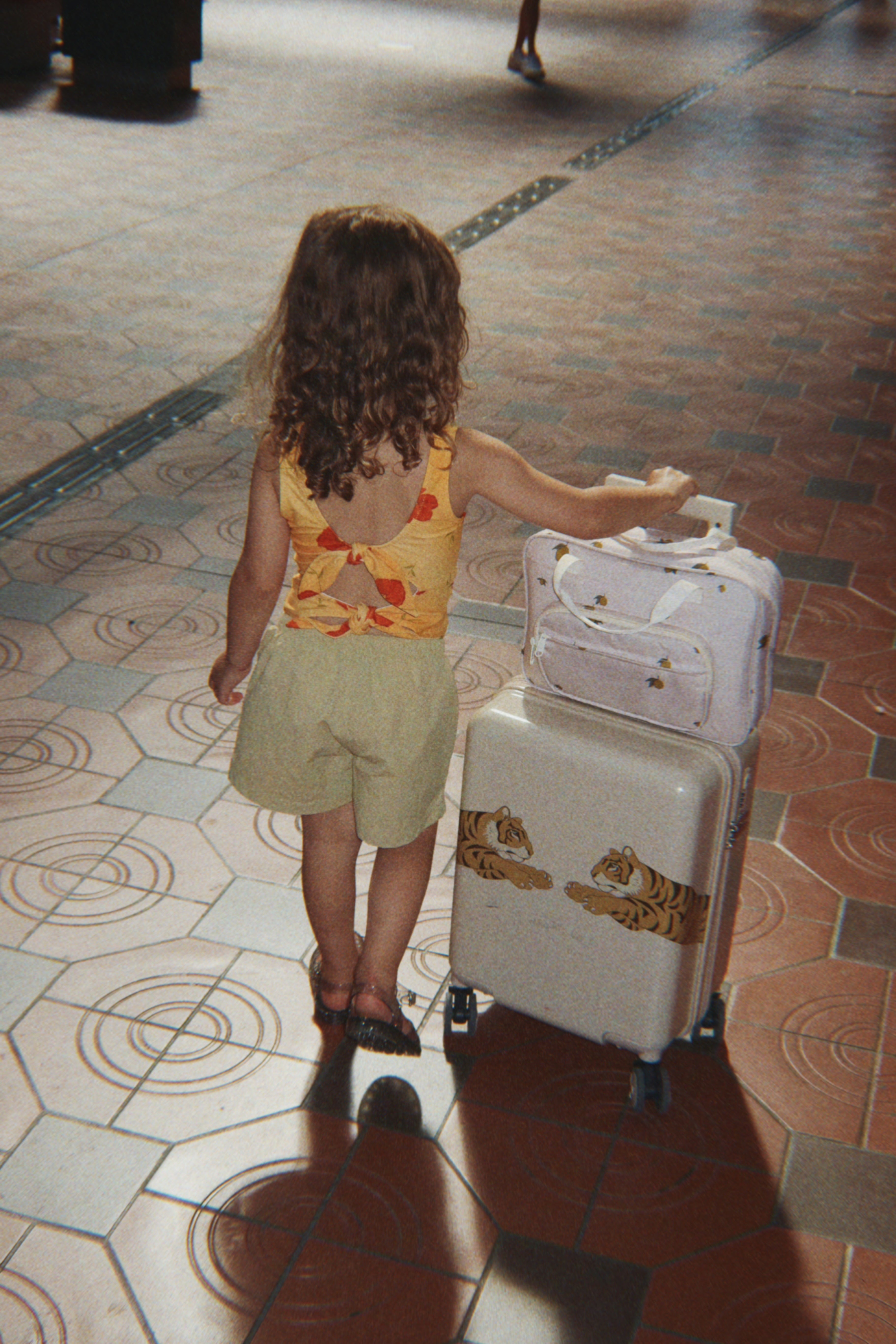 Konges Sløjd A/S TRAVEL SUITCASE tiger