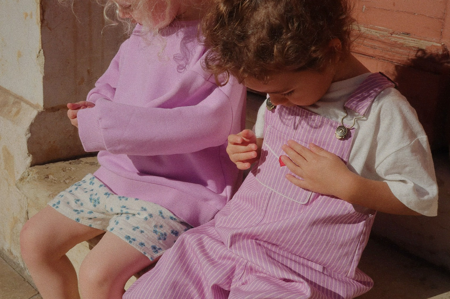 Konges Sløjd A/S Grenouillères et Jumpsuits - Tissé stripe lupino