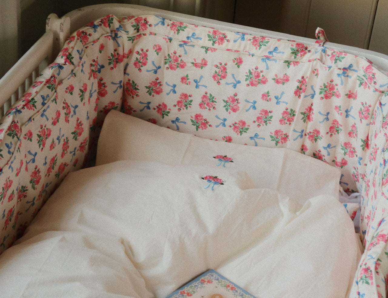 Konges Sløjd A/S BABY BEDDING antique white