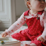 Konges Sløjd A/S Grenouillères et Jumpsuits - Tissé strawberry dot