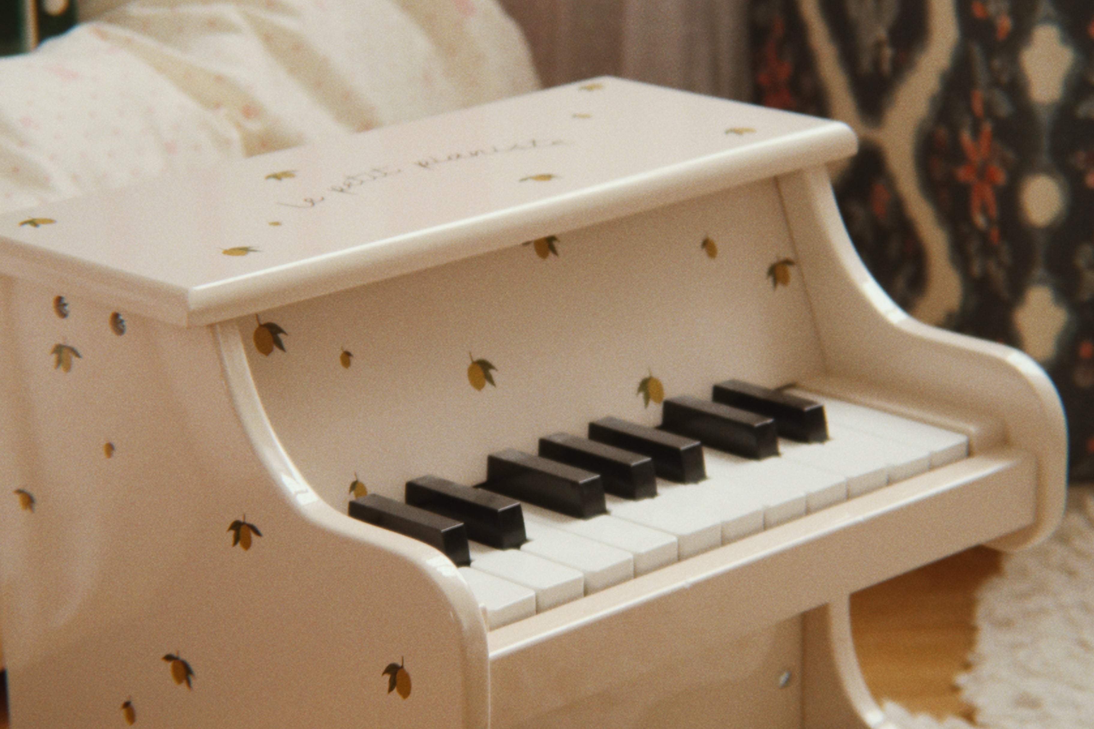 Konges Sløjd A/S MUSIC TOYS lemon