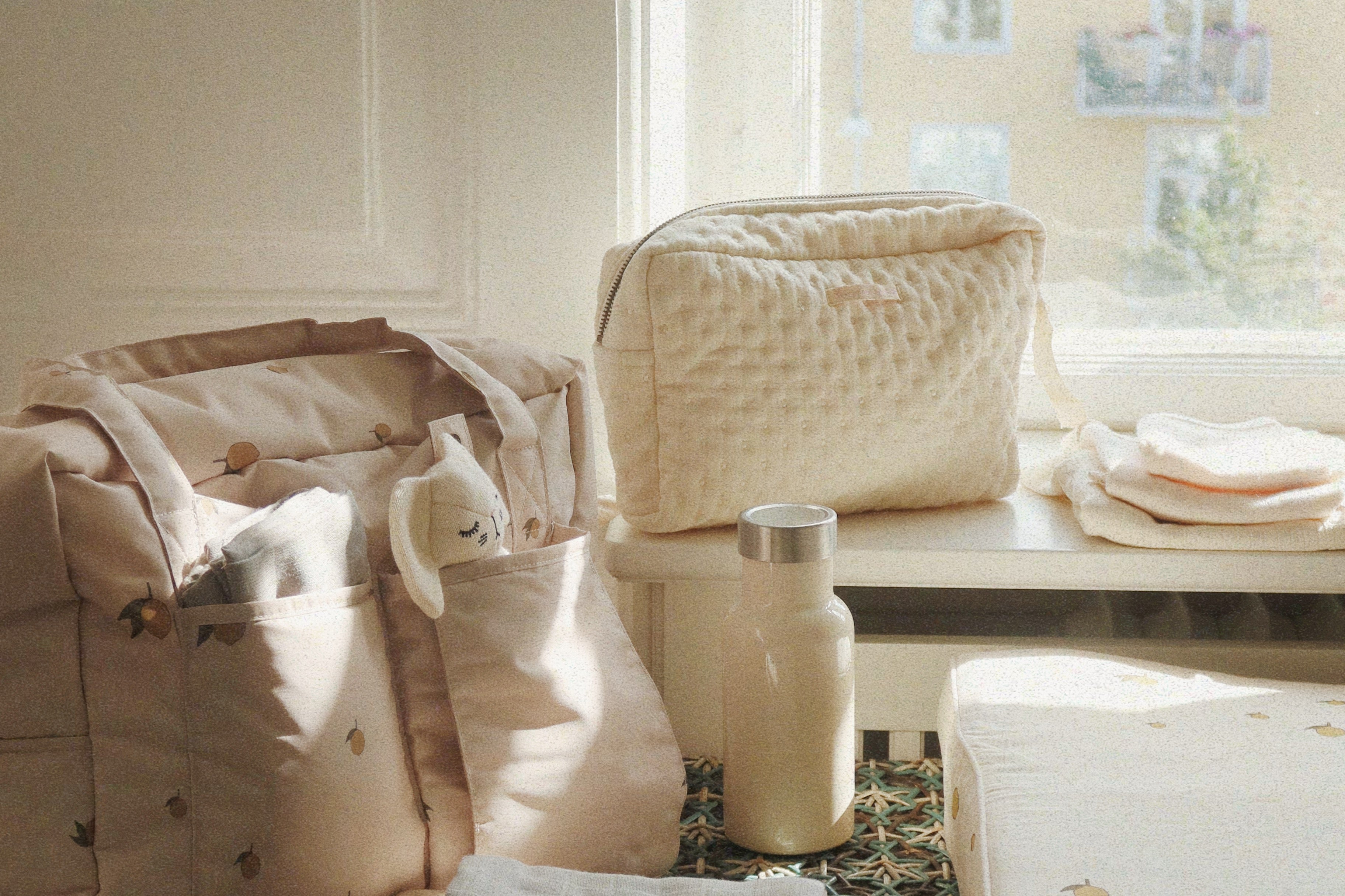 Konges Sløjd A/S trousses de toilette antique white
