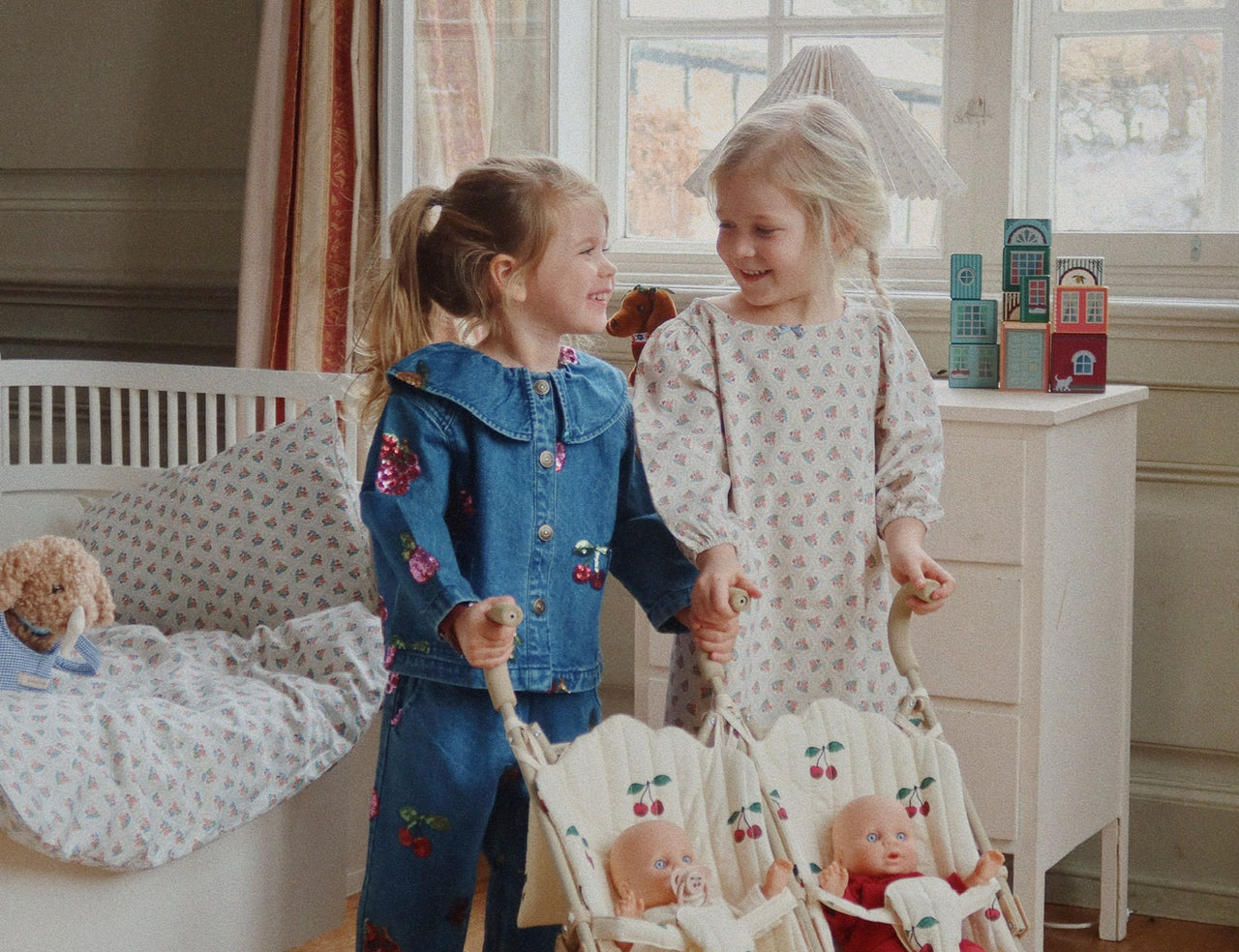 Konges Sløjd A/S DOLLS multi