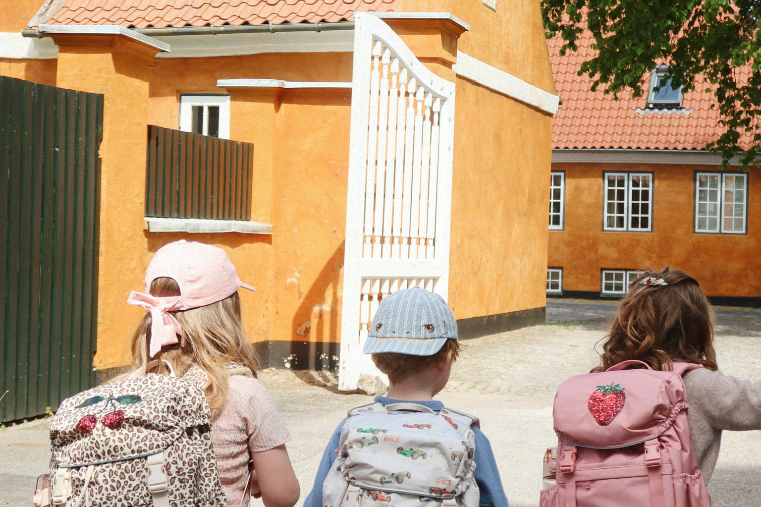 Konges Sløjd A/S SCHOOLBAG rosette