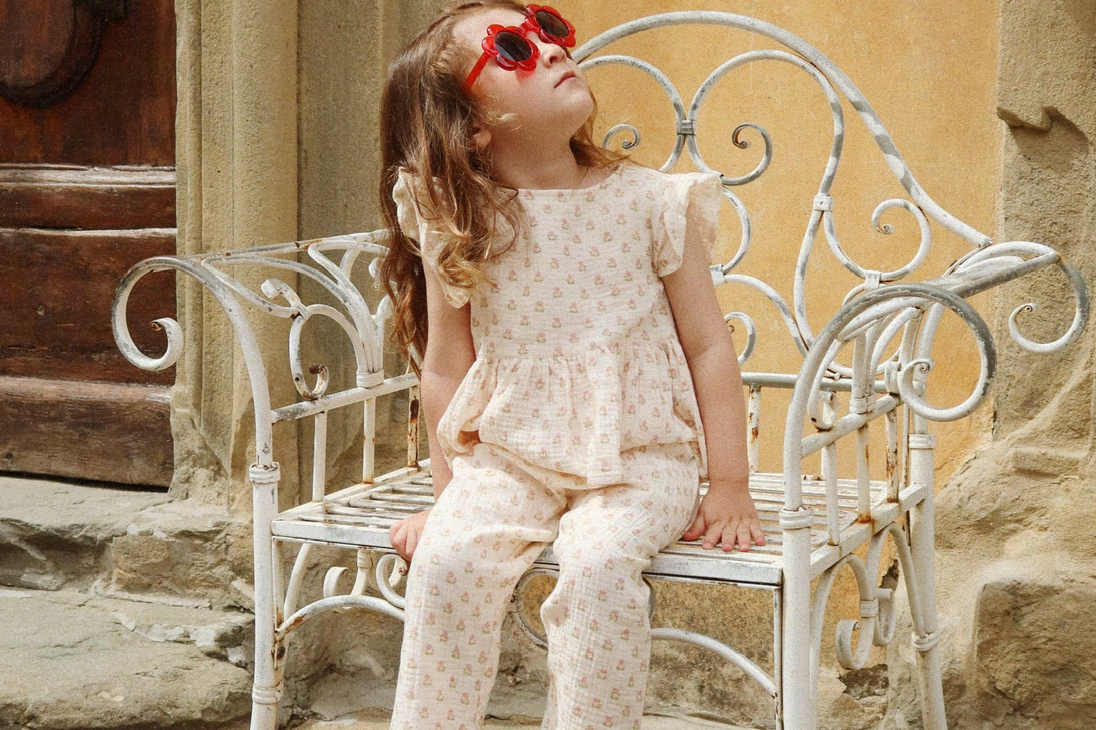 Konges Sløjd A/S SUNGLASSES red