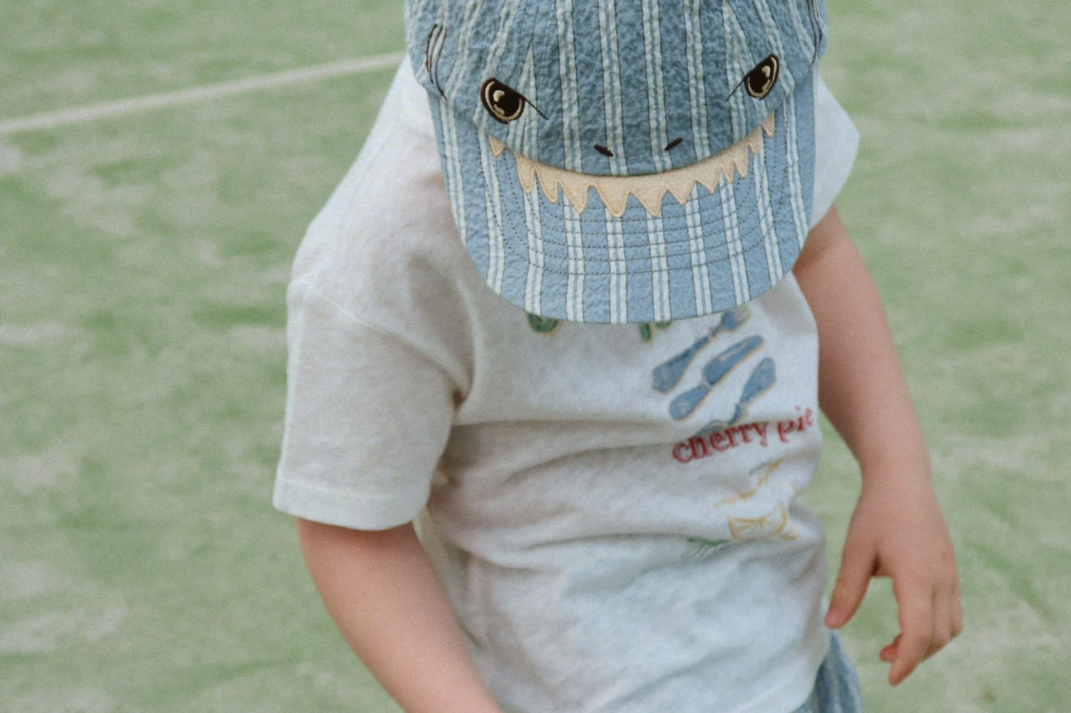 Konges Sløjd A/S JERSEY T-SHIRTS off white/on the menu