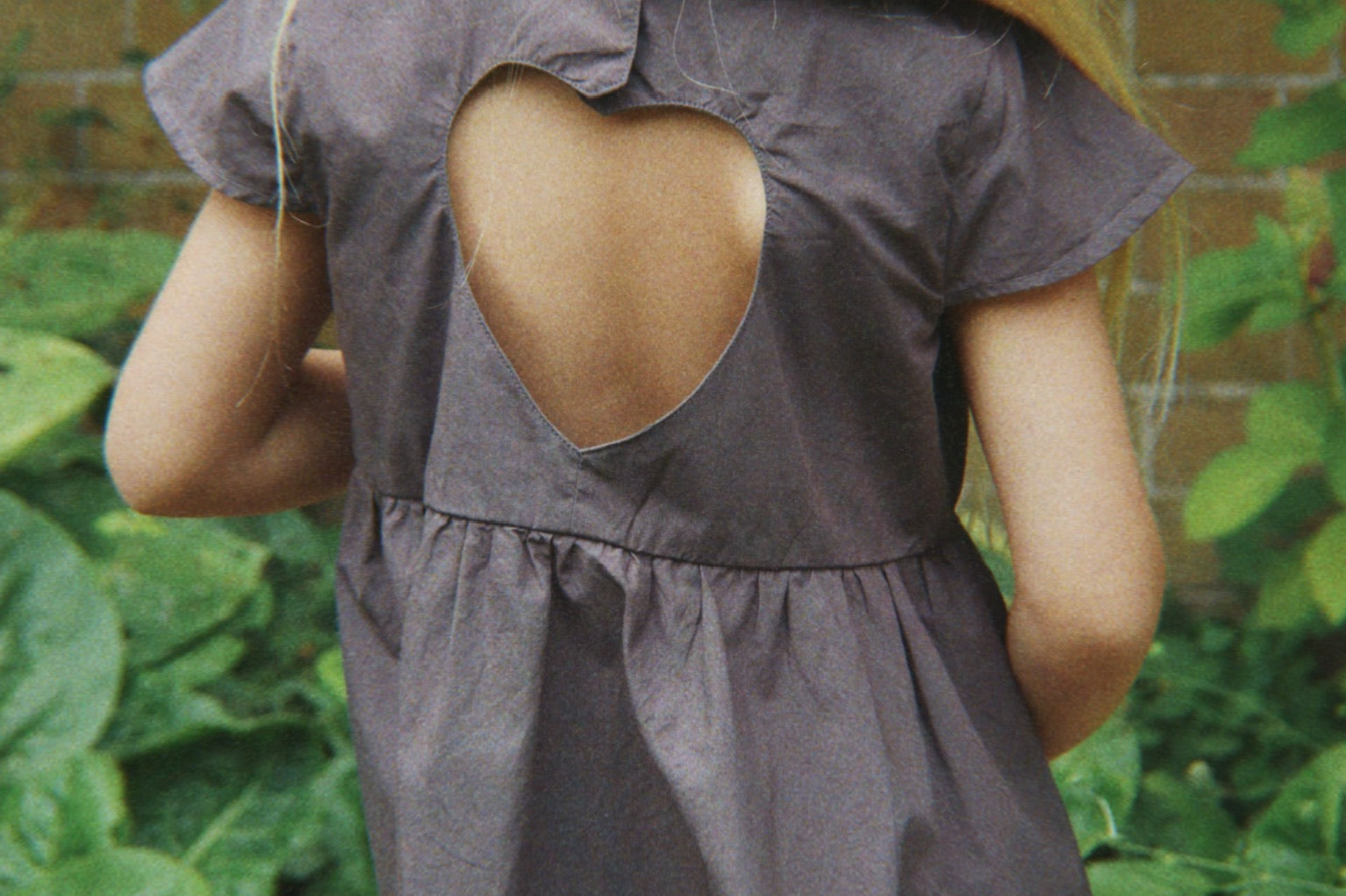 Konges Sløjd A/S WOVEN DRESSES magnet