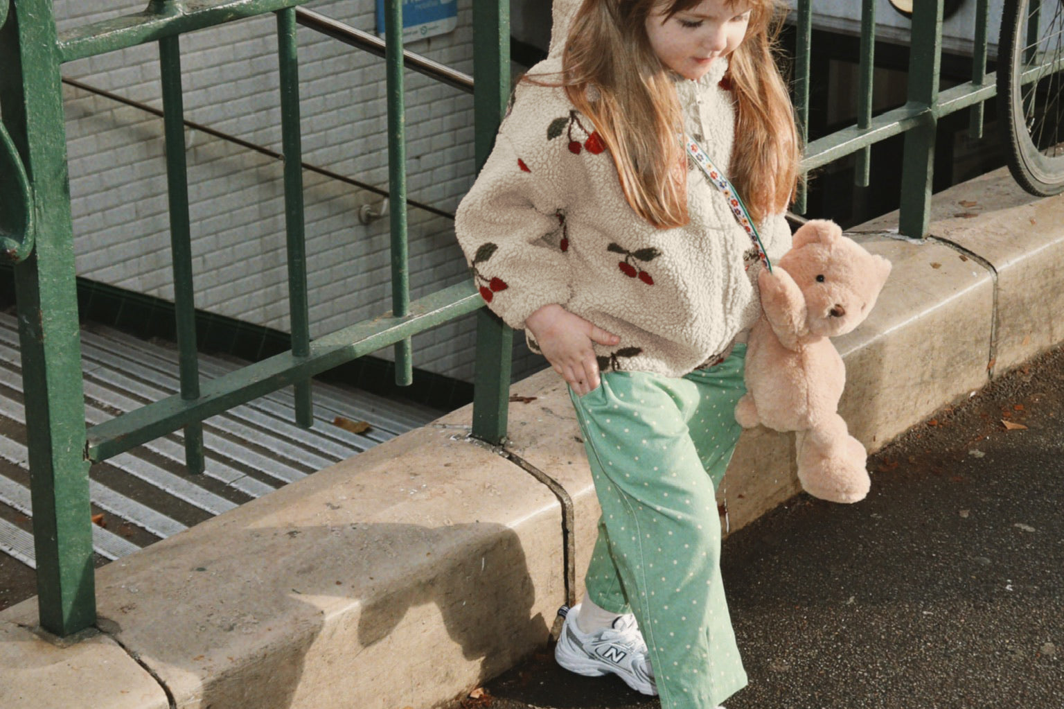 Konges Sløjd A/S TEDDY & FLEECE ma grande cerise