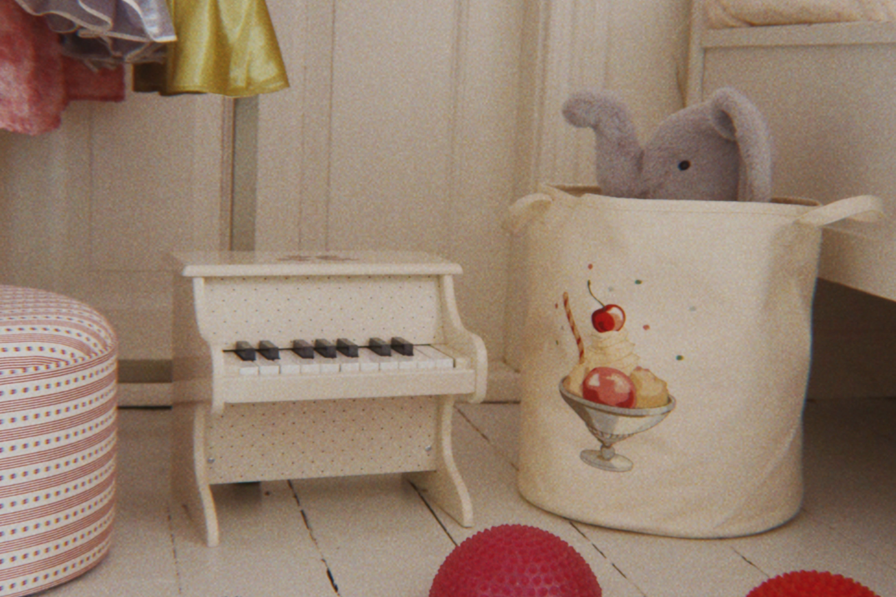 Konges Sløjd A/S MUSIC TOYS teddy bear