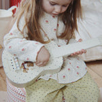 Konges Sløjd A/S MUSIC TOYS teddy bear