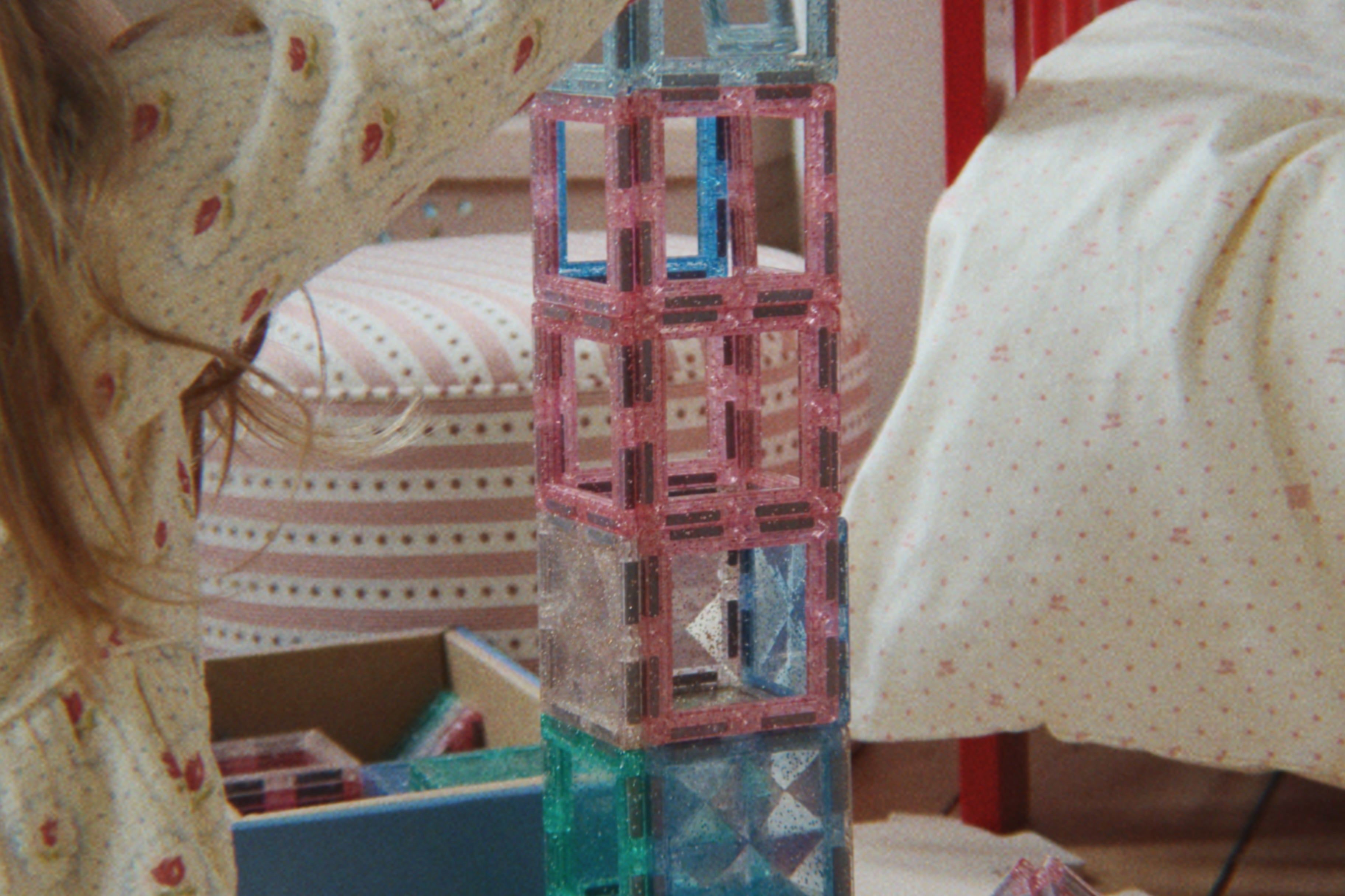 Konges Sløjd A/S BABY TOYS cherry