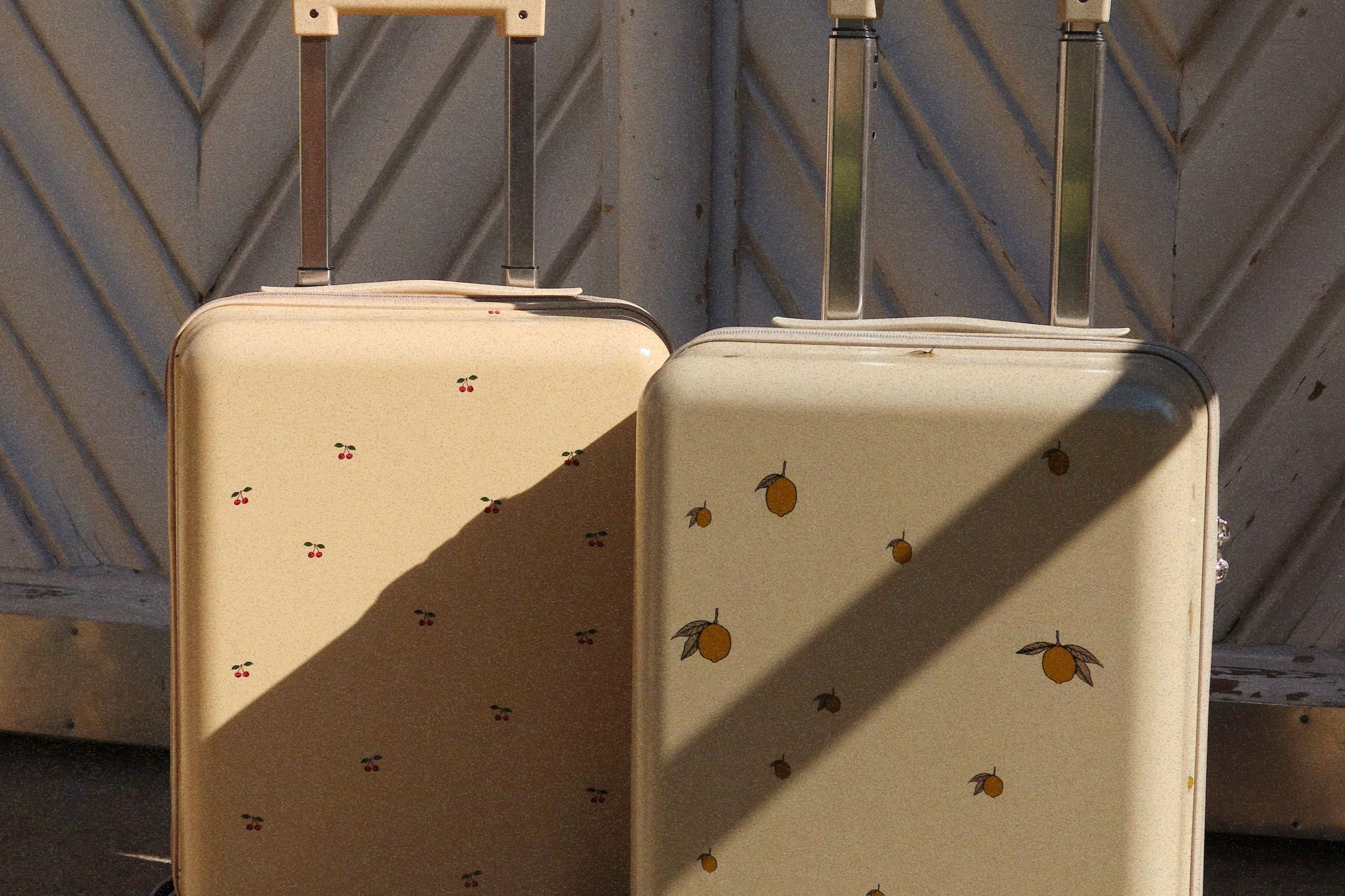 Konges Sløjd A/S Valise de voyage cherry