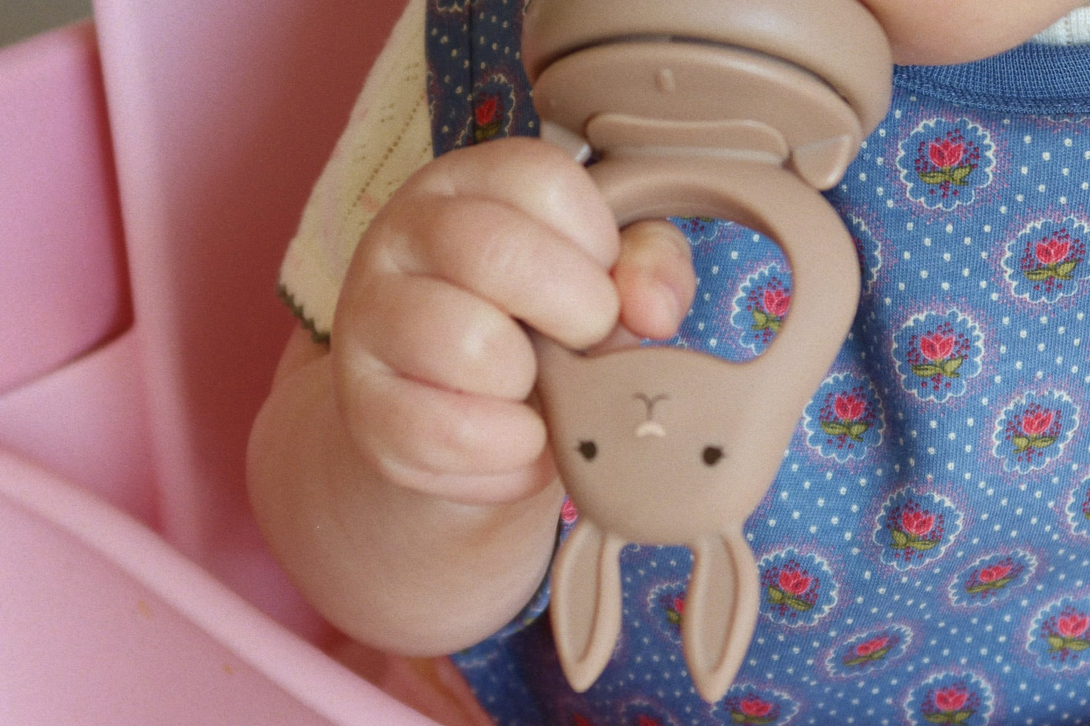 Konges Sløjd A/S alimentateur de tétine bark/shell