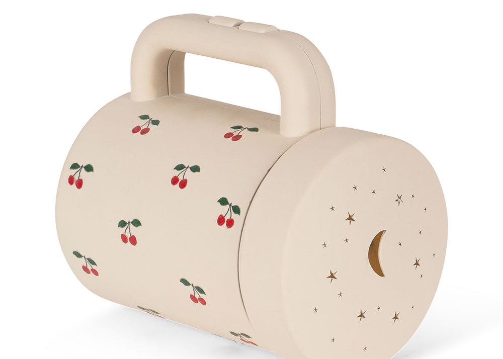 Konges Sløjd A/S lampes cherry