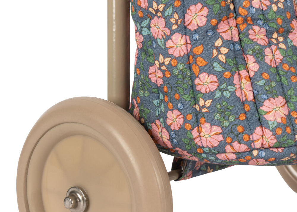 Konges Sløjd A/S jouets pour poupées kyoto