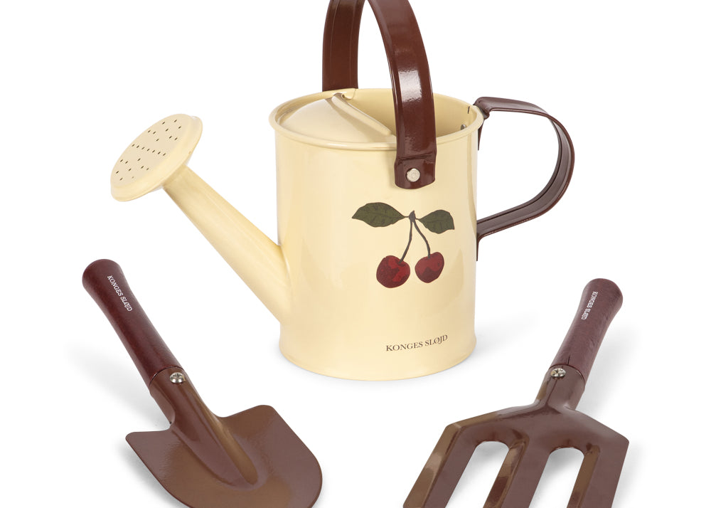 Konges Sløjd A/S OUTDOOR ACTIVITY PLAY cherry