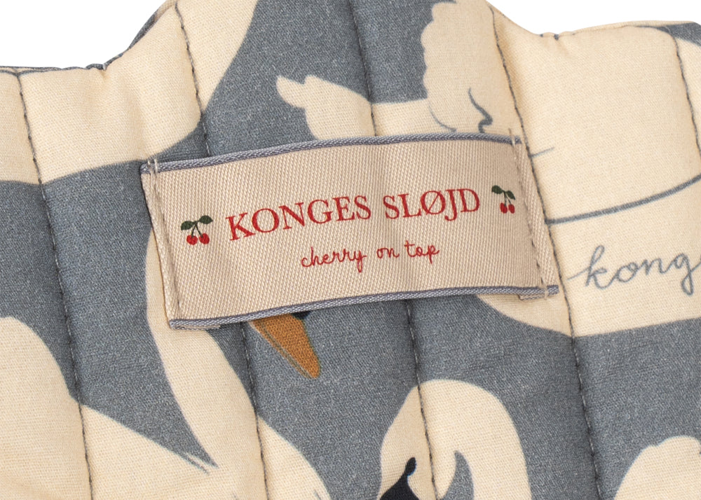 Konges Sløjd A/S DOLL ESSENTIALS swan