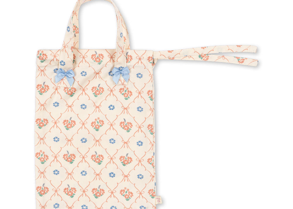Konges Sløjd A/S jouets pour poupées fleur decor
